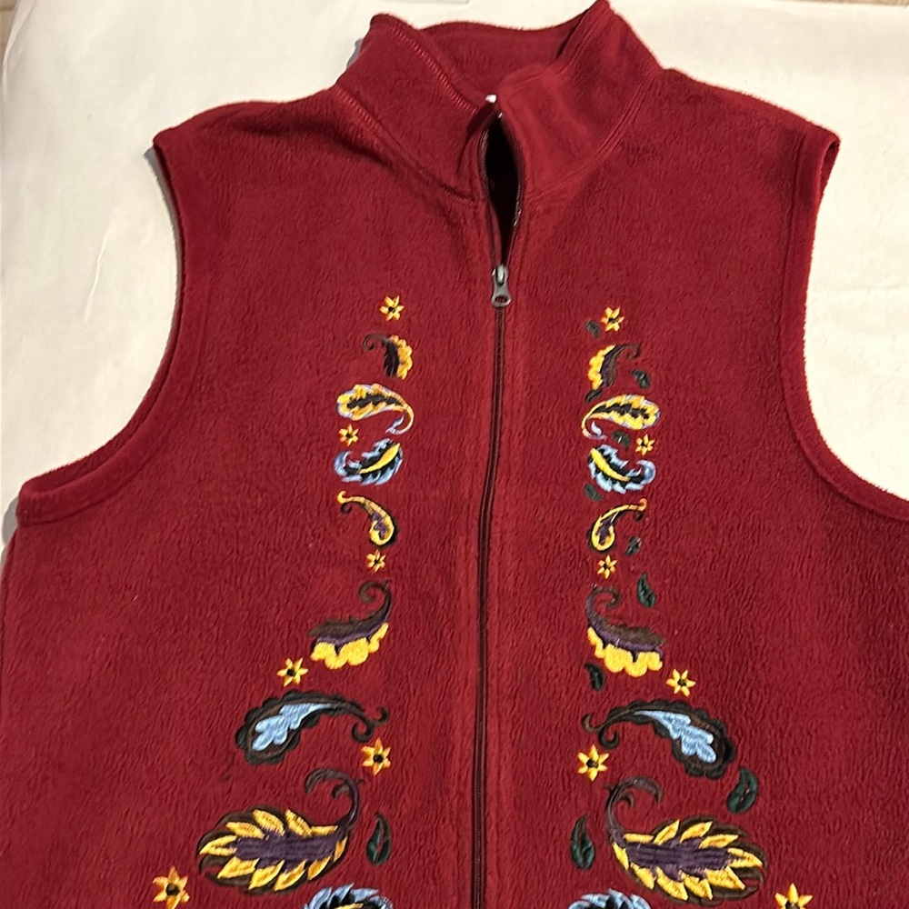 Rebecca Malone Sleeveless Zip Up Jacket Vest Burgundy Floral Embroidered